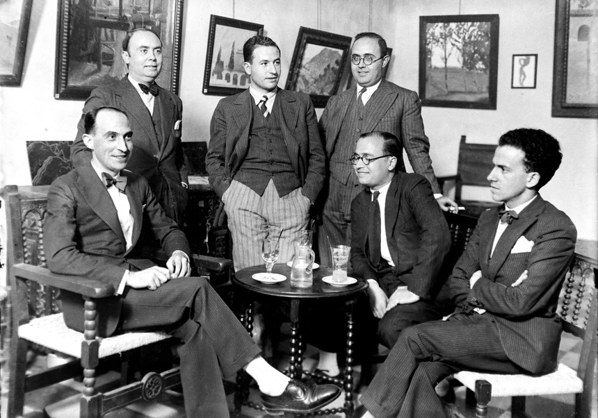 Reunión celebrada en la Sala Blava por los fundadores de Nostra Novel·la. Foto Luis Vidal Corella. Archivo Vidal.